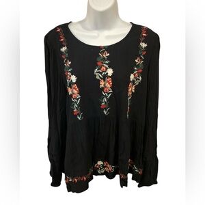 AMERICAN EAGLE TOP, Large Black Long Sleeve Boho Peasant Top Floral Embroidery